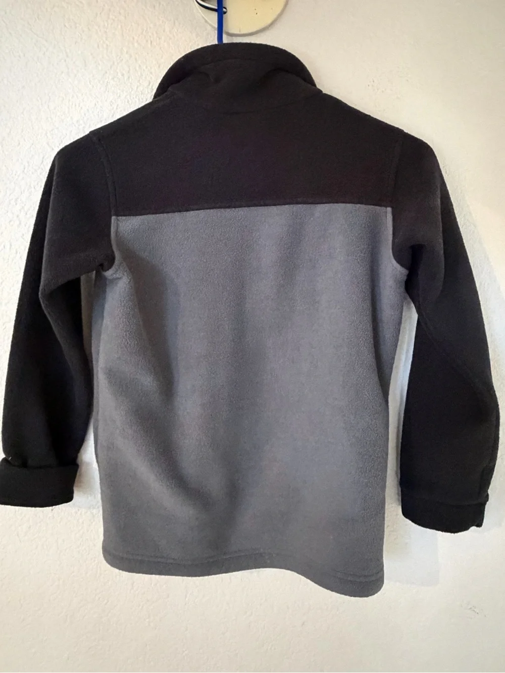 Columbia Black Fleece Full-Zip Jacket- boys small.